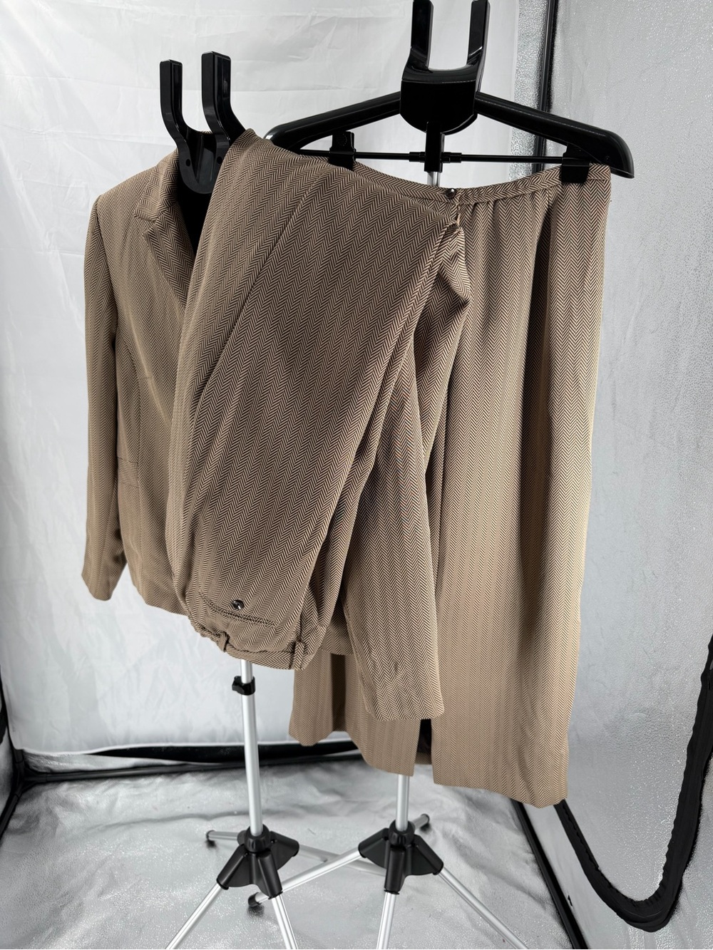Karen Scott women 3 pc tweed skirt pants blazer suit set size 14 & 12